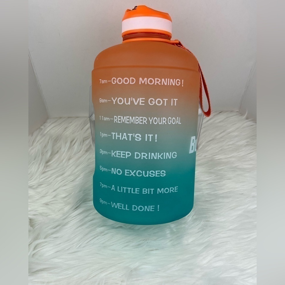 Motivational Gallon Water Bottle Jug Time Marked BPA FREE 128oz Lid w/Straw